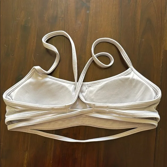 Elegant White Women's Bralette - Picture 2 of 6